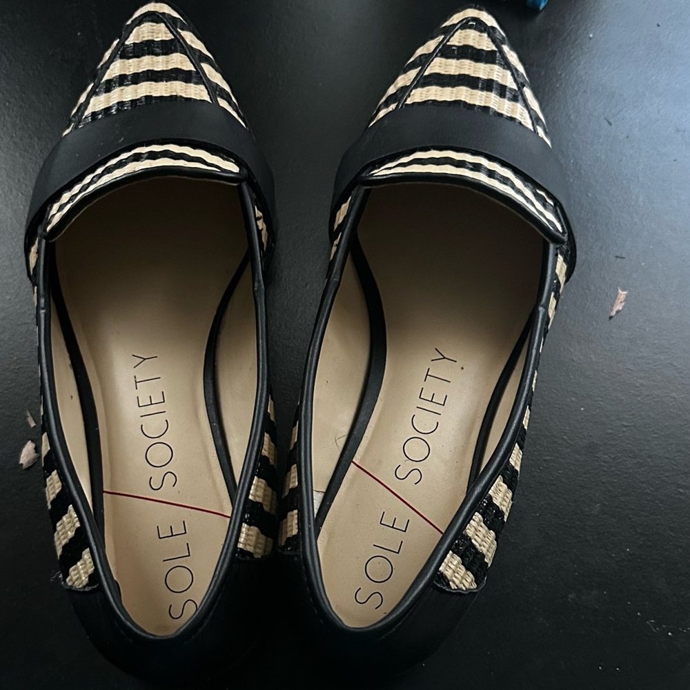 Classy beige and black loafers